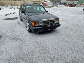 Mercedes W124 300TE, motorizace 300E benzinový šestiválec s - 5