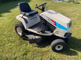Zahradní traktor Iseki SL 14 Hydro - 5