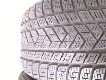 Zimní pneu Pirelli Sottozero Mustang Gen 6 - 5