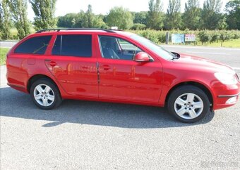 Škoda Octavia 1,8 TSI 118 kW 4 x 4 Serviska benzín - 5