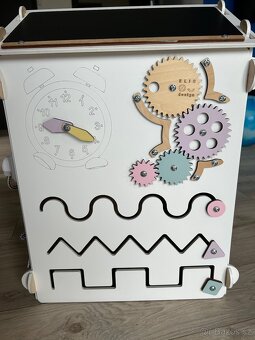 Activity board domeček bilý pastel - 5