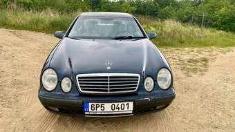 Mercedes-Benz CLK 320 V6 coupe - 5