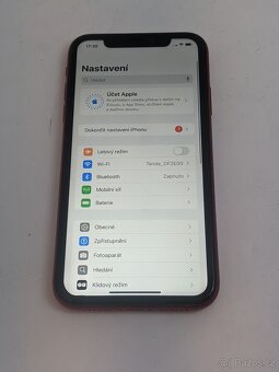 iPhone XR 64gb red. Dobry stav. Baterie 84%. Záruka 6 měsíců - 5