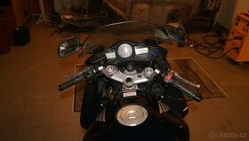 HONDA VFR 800 V4 VTEC - 5