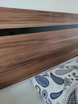 Manželská postel 200x180 s rošty - 5