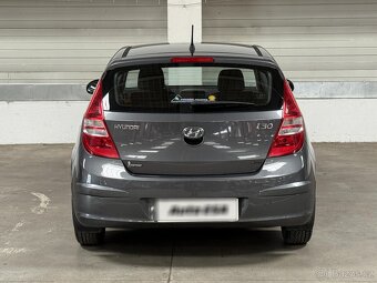 Hyundai I30 1.4i , 80 kW benzín, 2010 - 5