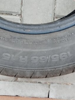 Disky na HYUNDAI i30, i20+pneumatiky 195/65/15 - 5