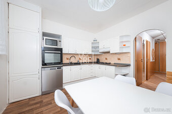 Prodej bytu 3+1 s lodžií a sklepem, 79 m² – Chrudim, ul. Hra - 5