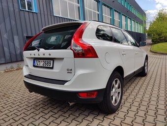 Volvo XC60 2,4 D AWD servis + pneu - 5
