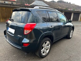TOYOTA RAV4 2.2D 130kw bez koroze - 5