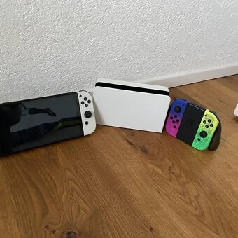 Nintendo Switch OLED - 5