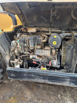 CAT TH360B - 5