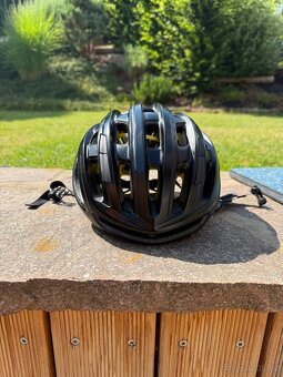 Cyklisticka helma Specialized PROPERO 3 - 5