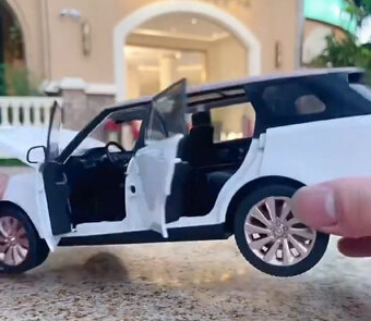 1:14 Range Land Rover SUV 2022 Modell Metall Sound Light - 5