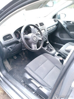 Volkswagen Golf Comfortline - 5