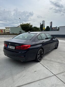 BMW 530d xDrive G30 M paket | 195 kW | 2 sady kol | Nové br - 5