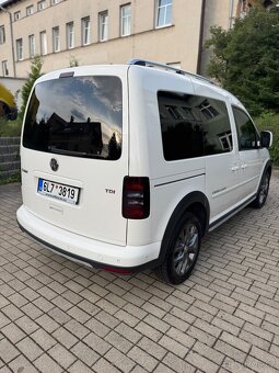 VW Caddy Cross - 5