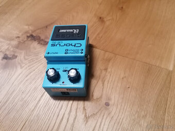 Pedálový efekt CHORUS Boss CE-2W - 5