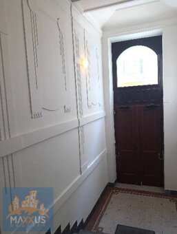 Pronájem nebytových prostor (325 m2), Agora Flora – Vila, 2. - 5