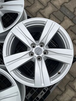 Audi Q7, kola 18" - 5