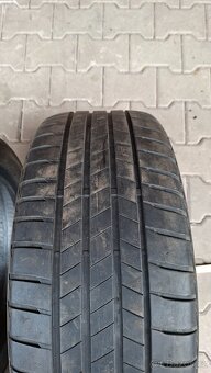 2X BRIDGESTONE 215/45/17 - 5