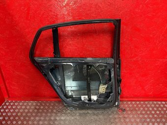 LEVÉ ZADNÍ DVEŘE VW PHAETON - 5