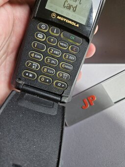 Motorola international 8700 - 5