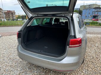 Volkswagen Passat, 2.0 110kw Comfortline DSG/ACC/masáže - 5