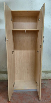 Šatní skříň DTD - 5