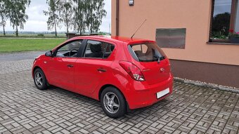 Hyundai i20, 1.2i / najeto 41 000 km 1.Majitel - 5