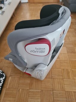 Prodám dětskou autosedačku Britax Römer King II LS - 5