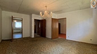 Prodej řadového rodinného domu, 5 pokojů, garáž, zahrada, Ja - 5