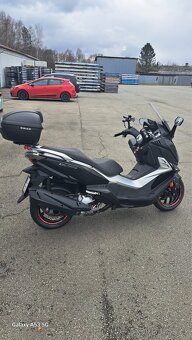 Sym Cruisym 300 - 5