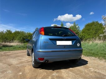 Ford Focus 1,6 Zetec - 5