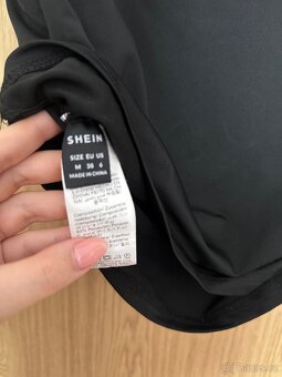 Černý top Shein - 5