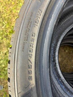 Dunlop Zimní Pneumatiky 255/40 R20 101W - 5