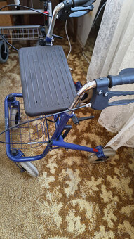 čtyřkolové skládací chodítko - 5