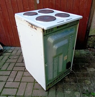 Elektrický sporák Mora typ 3430.1000 litinové plotny - 5