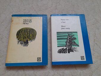 ROMÁNY edice ERB - 8 ks velice pěkný stav - 5