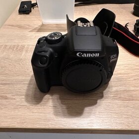 Canon 2000D - 5