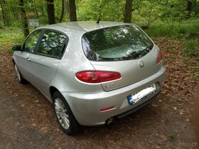 Alfa Romeo 147 2,0 twin spark rok 2006 manuál - 5