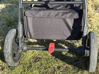 Thule sleek pro jedno dítě i sourozence - 5