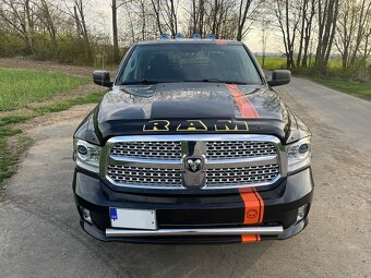 Dodge Ram 1500 Sport Crew Cab V8 5.7 Hemi - 5