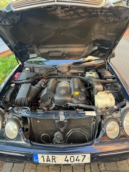 Mercedes Benz w210 E240,V 6 - 5