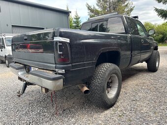 DODGE RAM 4x4 CUMMINS 5,9TD - 5
