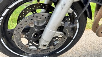 Suzuki GSR 600 2006 - 5