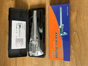 Elektrickě měřítko posuvné 150mm - 5