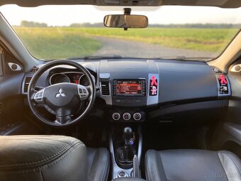 Mitsubishi Outlander 2.0 103kw 4x4 - 5