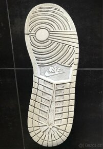 Air Jordan 1 mid triple white - 5