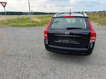 KIA CEED-1.6-92KW-KLIMA-129000-KM-SERVISKA - 5